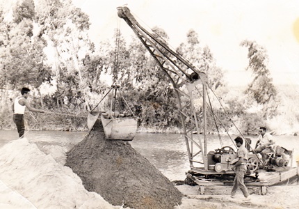Barcas Areneras en el río Genil