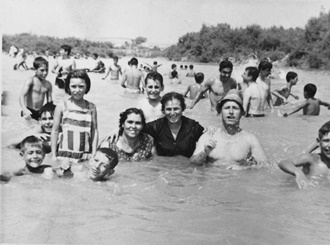 Para bañarse en el Río Genil se necesitaba autorización médica.