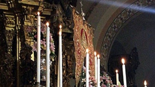 Simpecado Hermandad de Nuestra Señora del Rocío de Écija