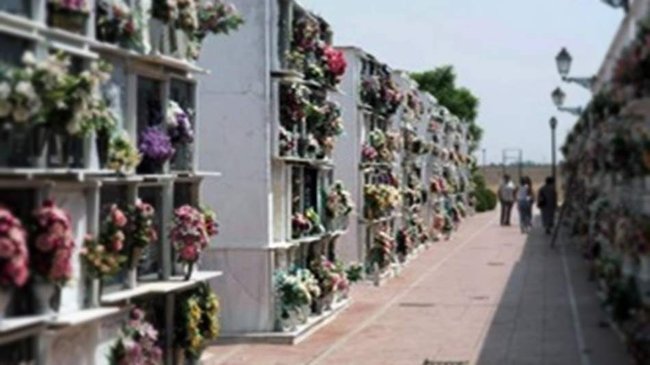 cementerio de Fuentes de Andalucía