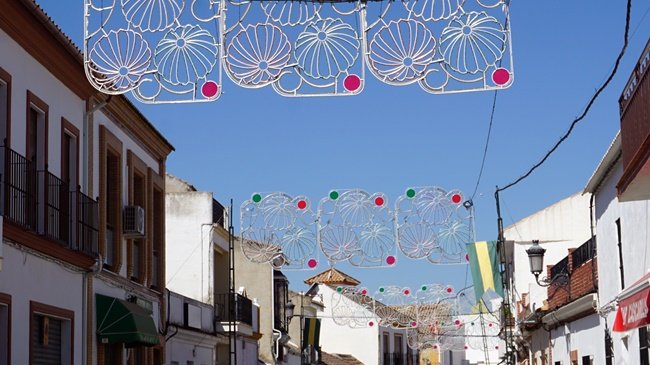 alumbrado de la Feria y Fiestas en honor a San Joaquín y Santa Ana