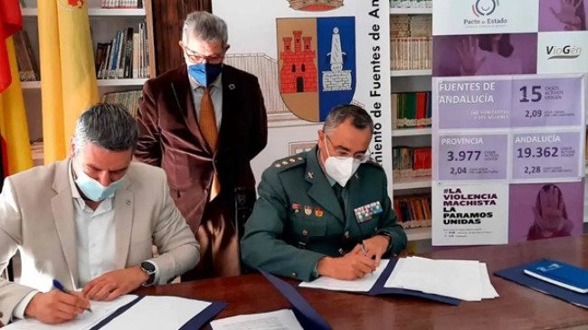 Fuentes de Andalucía firma un nuevo protocolo contra la violencia de género