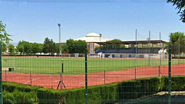 campo de fútbol del polideportivo municipal del Valle