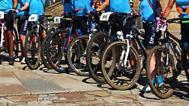 ciclistas de TressisALAPAR