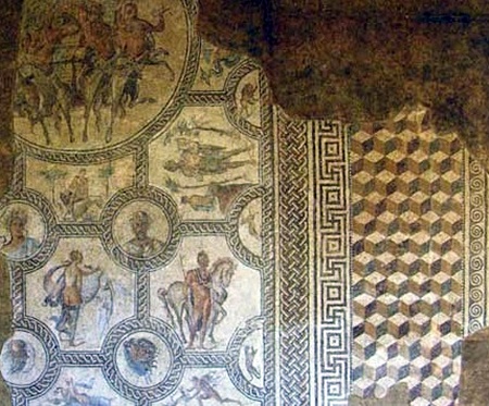 MOSAICO DEL TRIUNFO DE BACO.