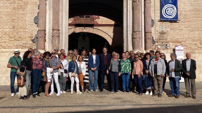  vecinos de la población francesa de Pavillons sous Bois