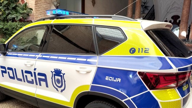 La Policía Local denuncia a conductores de varios vehículos por utilizar tarjetas de movilidad reducida falsificadas