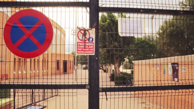 cierre polideportivo