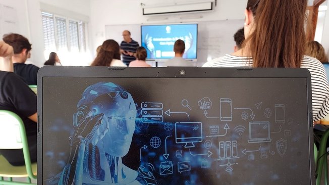 proyecto “IA + Emprendimiento”